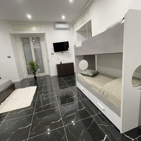 Intarsia Vendégház Nápoly